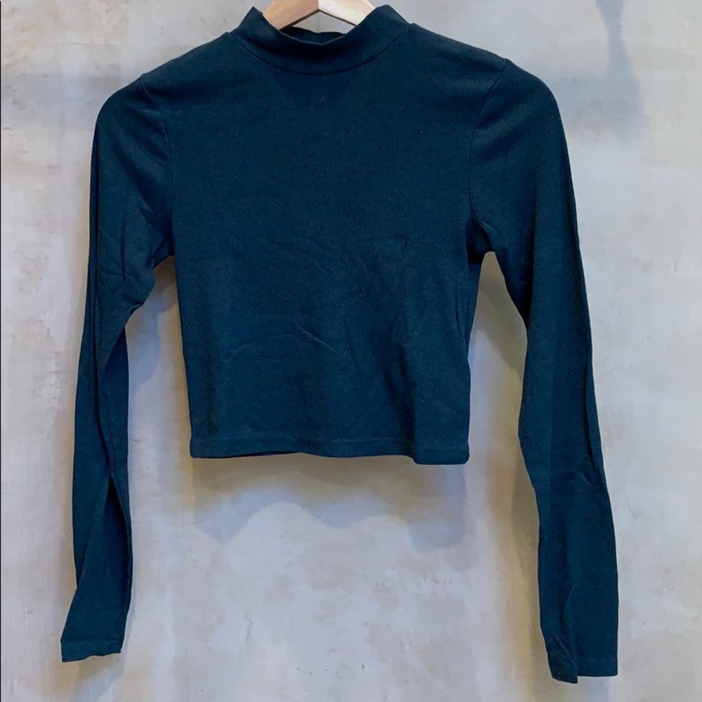 ❌SOLD❌Dark Green H&M Crop Top